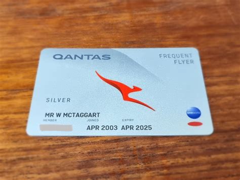 qantas mall frequent flyer points.